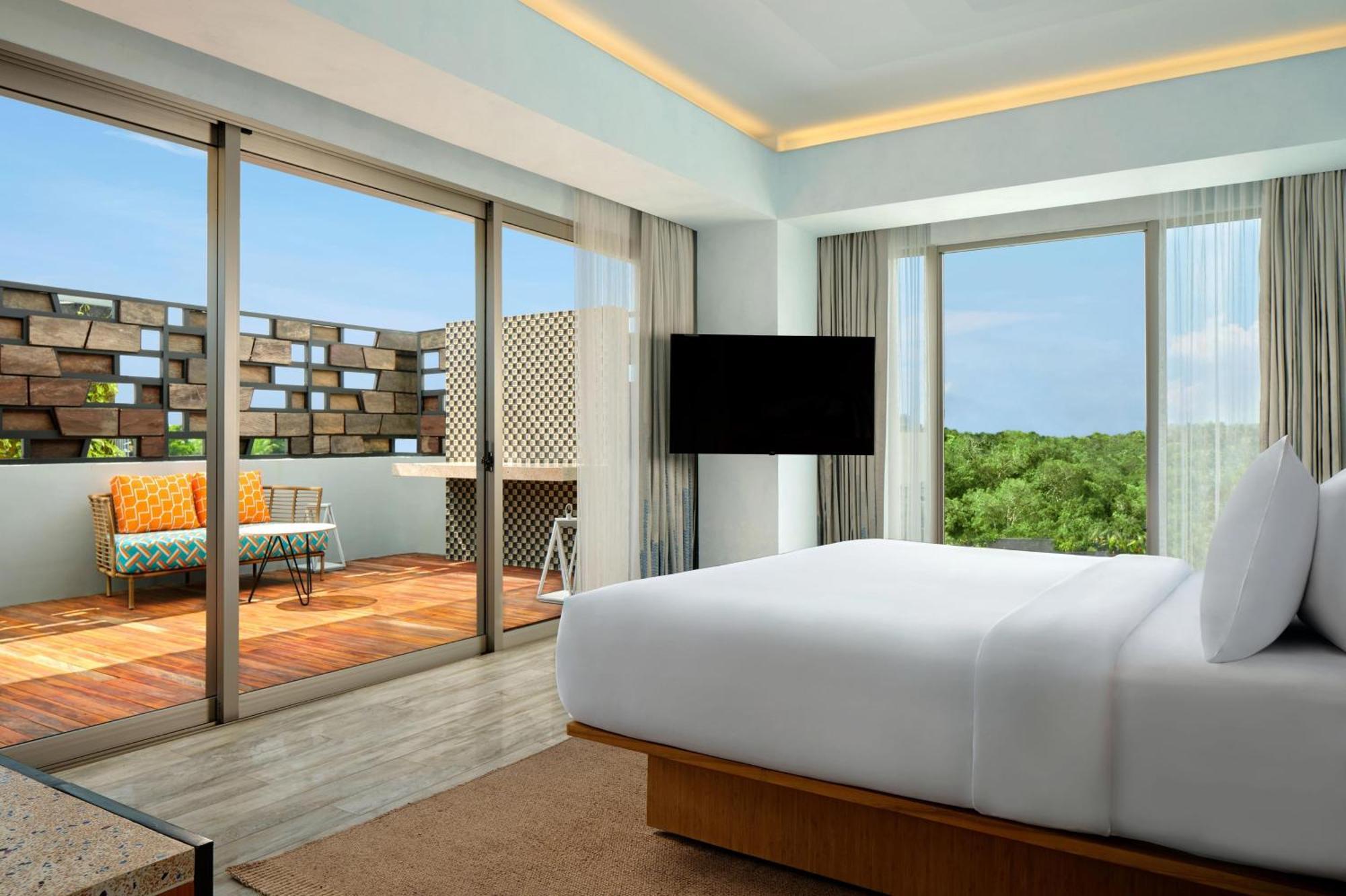 Aloft Bali Seminyak Hotel Exterior foto